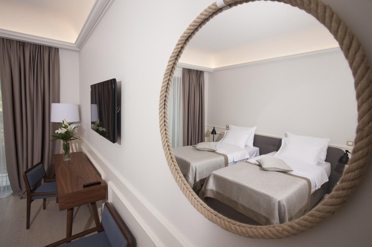 Hotel Majestic Budva Exterior photo