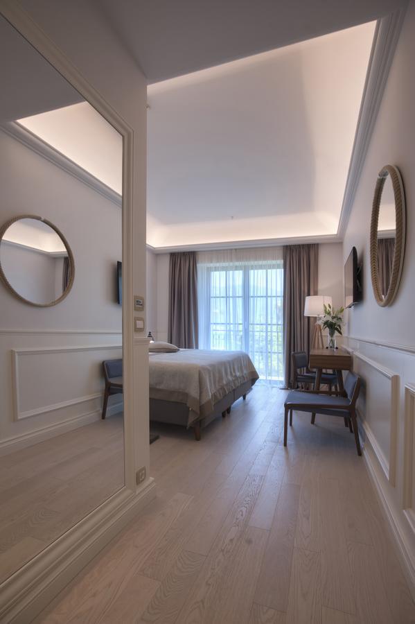 Hotel Majestic Budva Exterior photo