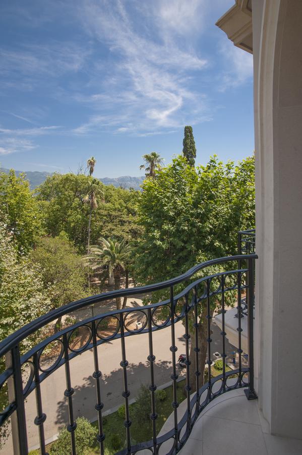 Hotel Majestic Budva Exterior photo