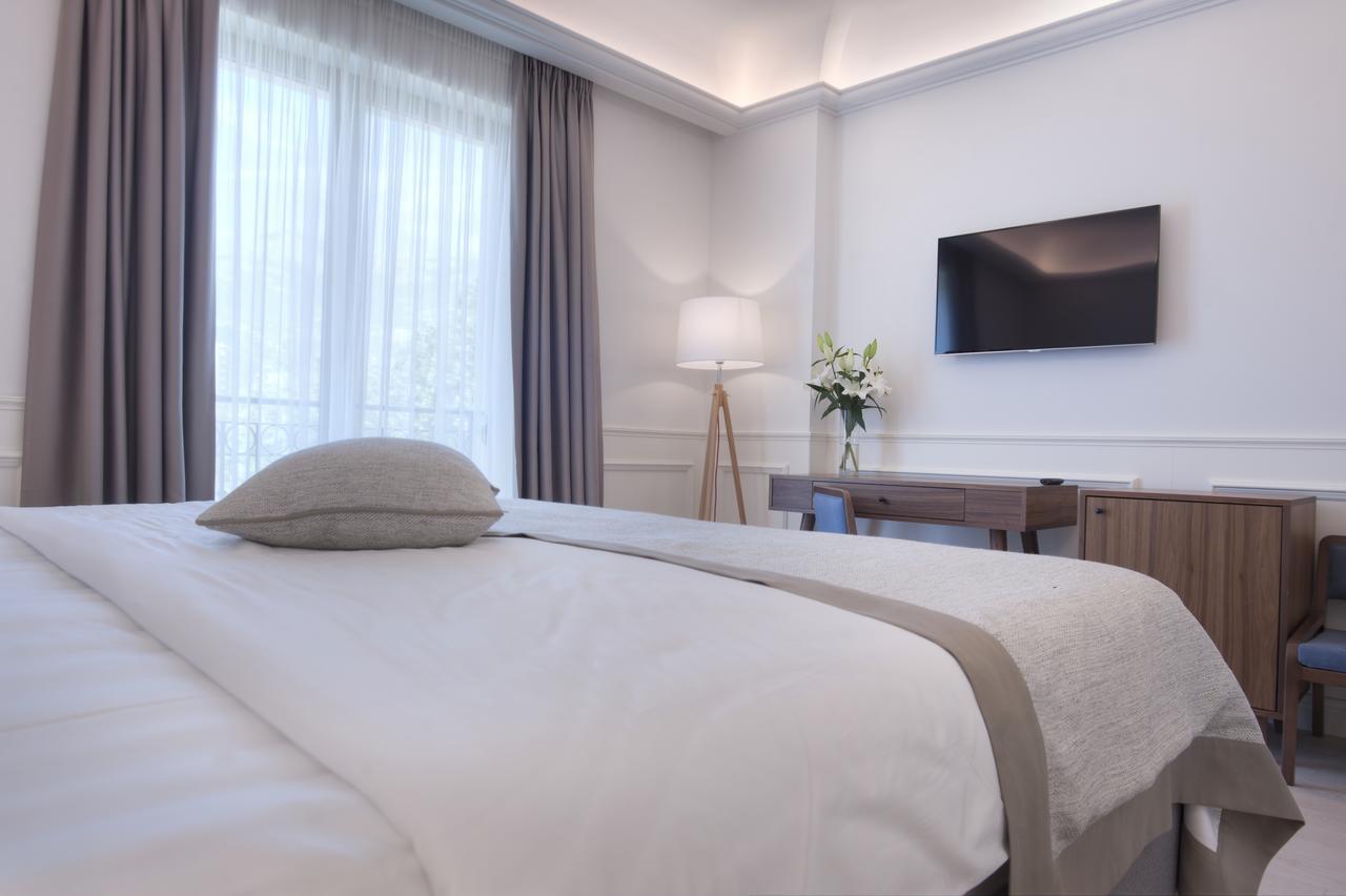 Hotel Majestic Budva Exterior photo